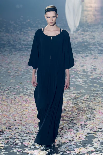 Look 2